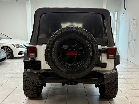 Used 2016 Jeep Wrangler Unlimited Sport w/ Quick Order Package 24S image 8