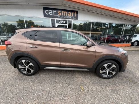 Used 2017 Hyundai Tucson Limited w/ Limited Ultimate Package 03 AWD/4WD image 8