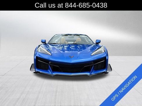 Used 2024 Chevrolet Corvette Z06 w/ Z07 Performance Package RWD image 2