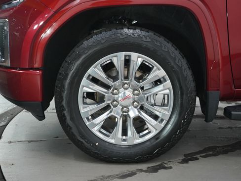 Used 2019 GMC Sierra 1500 Denali w/ Technology Package AWD/4WD image 29