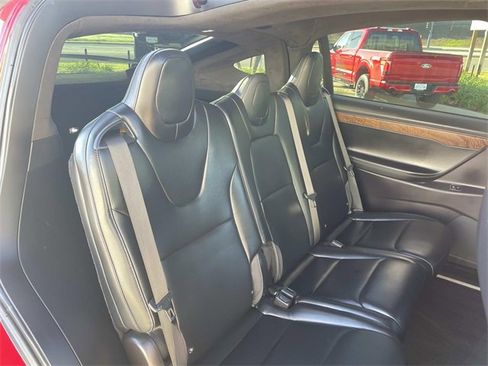 Used 2019 Tesla Model X Long Range image 34
