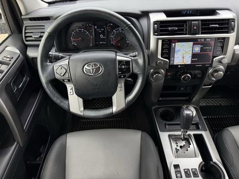 Used 2023 Toyota 4Runner SR5 Premium w/ Moonroof Package AWD/4WD image 15