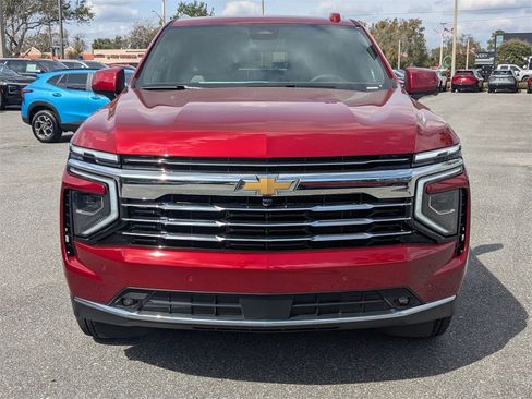 New 2026 Chevrolet Suburban LT w/ Comfort Package image 8