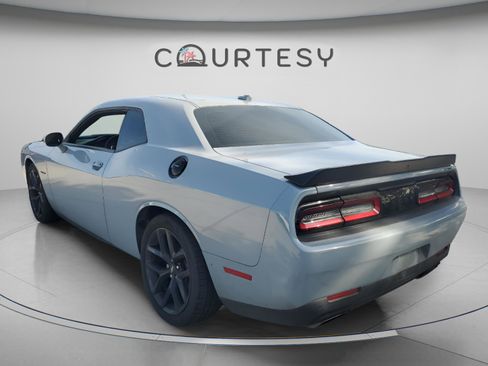 Used 2020 Dodge Challenger R/T w/ Plus Package image 2
