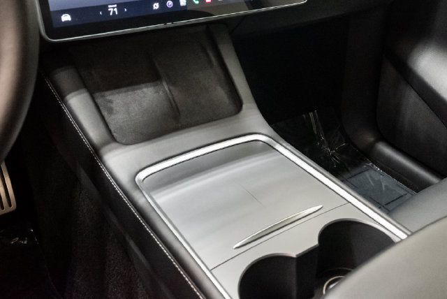 Used 2022 Tesla Model Y Performance AWD/4WD image 15