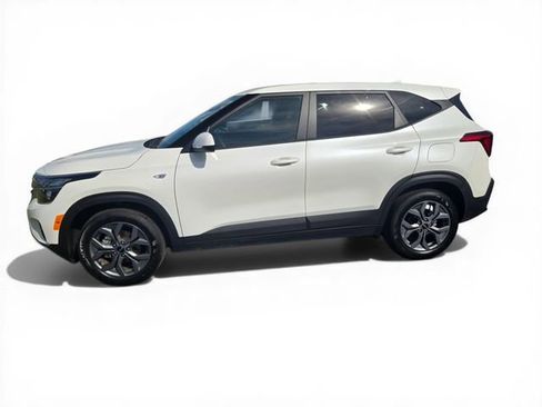Used 2026 Kia Seltos LX FWD image 7