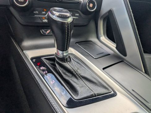 Used 2017 Chevrolet Corvette Stingray Coupe w/ 1LT image 6