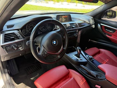 Used 2017 BMW 330i Sedan RWD image 11