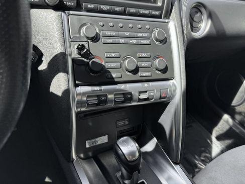 Used 2009 Nissan GT-R Premium AWD/4WD image 20