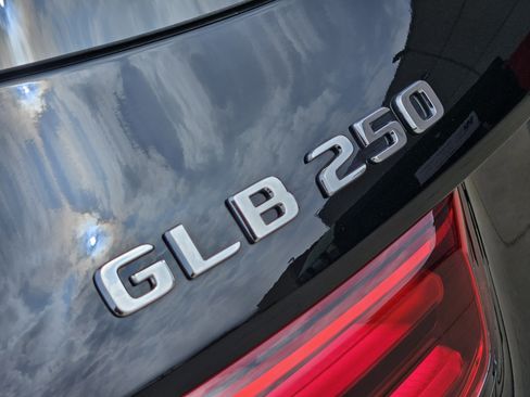 Certified 2026 Mercedes-Benz GLB 250 image 6