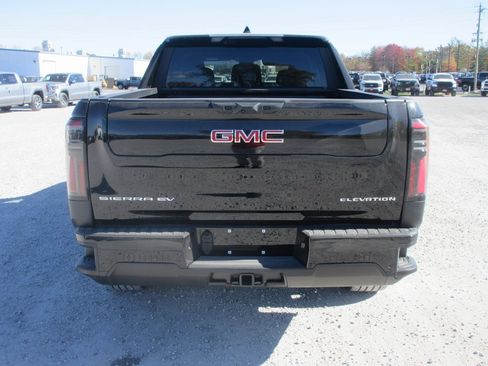 New 2026 GMC Sierra EV Elevation image 5