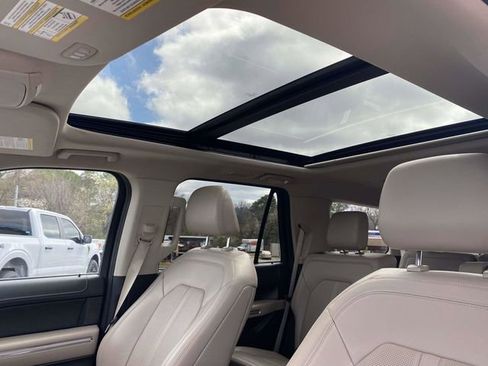 Certified 2024 Ford Expedition Limited image 19