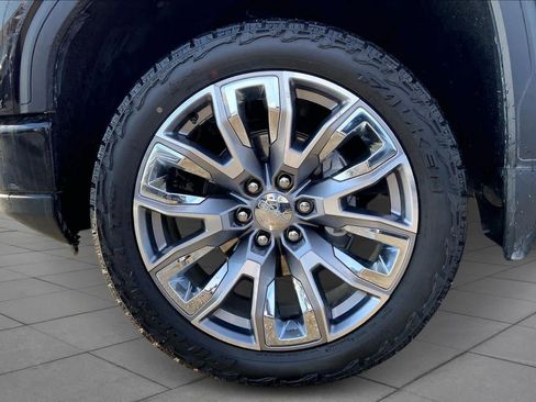 Used 2024 GMC Sierra 1500 Denali w/ Denali Reserve Package image 11