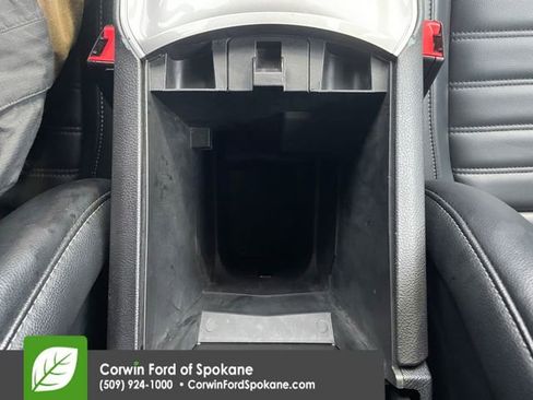 Used 2024 Ford Edge SEL image 34