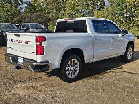 Used 2021 Chevrolet Silverado 1500 LTZ image 4