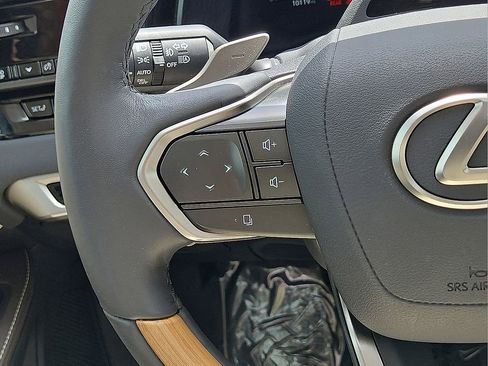 Used 2025 Lexus RX 350 Premium Plus w/ Convenience Package image 19