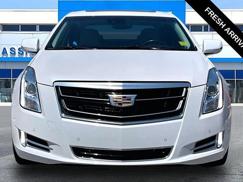 Used 2017 Cadillac XTS Luxury w/ Driver Awareness Package FWD image 18