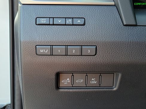 Used 2026 Lexus GX 550 AWD/4WD image 30