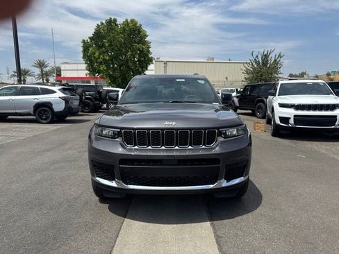 New 2026 Jeep Grand Cherokee L 4WD image 8