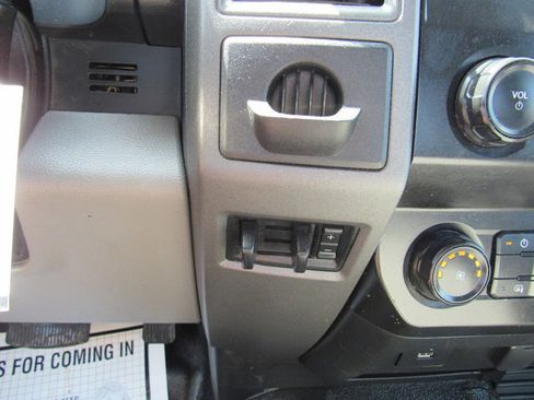 Used 2021 Ford F550 2WD Regular Cab Super Duty image 32