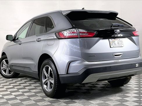 Used 2024 Ford Edge SEL w/ Convenience Package image 13