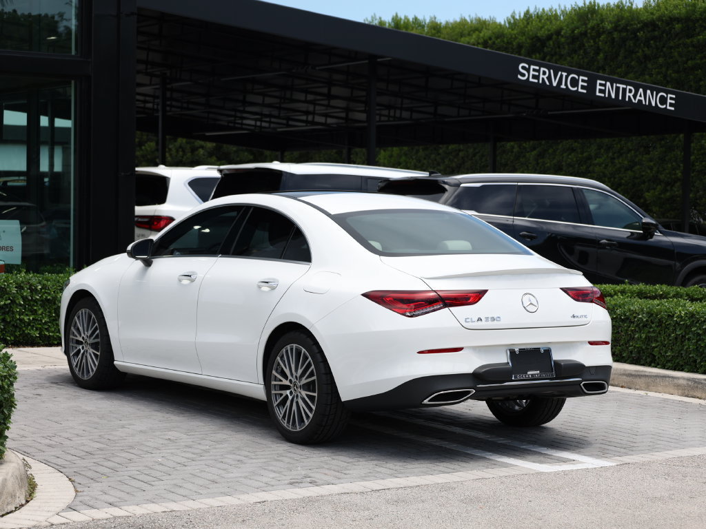 Used 2023 Mercedes-Benz CLA 250 4MATIC w/ Premium Package image 5