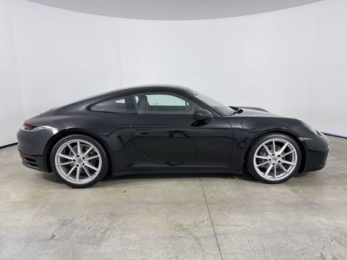 Certified 2024 Porsche 911 Carrera 4 AWD/4WD image 8