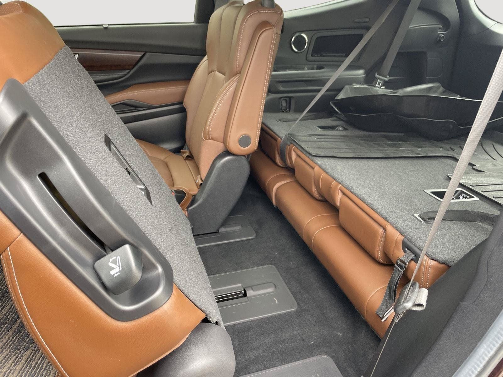 Used 2024 Subaru Ascent Touring AWD/4WD image 18