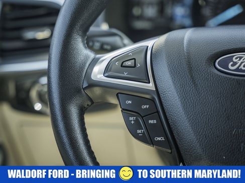 Used 2022 Ford Edge Titanium image 36