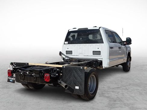 New 2026 Ford F350 XL w/ XL Chrome Package AWD/4WD image 10