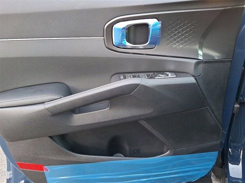 New 2026 Kia Sorento EX image 8