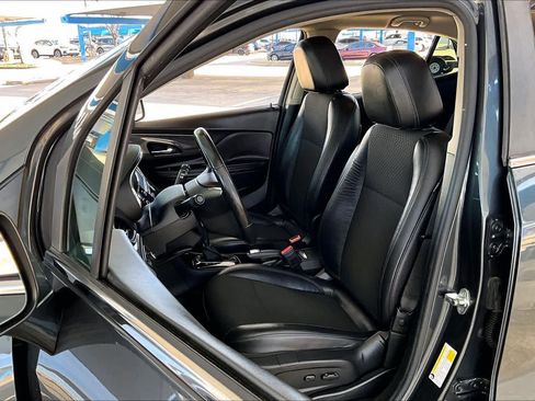 Used 2017 Buick Encore Preferred image 8