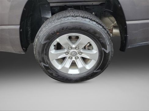 Used 2024 RAM 1500 Laramie image 39