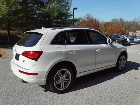 Used 2017 Audi Q5 2.0T Premium image 8