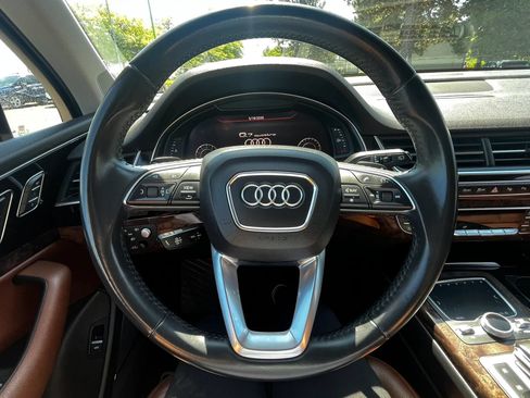 Used 2019 Audi Q7 3.0T Prestige AWD/4WD image 22