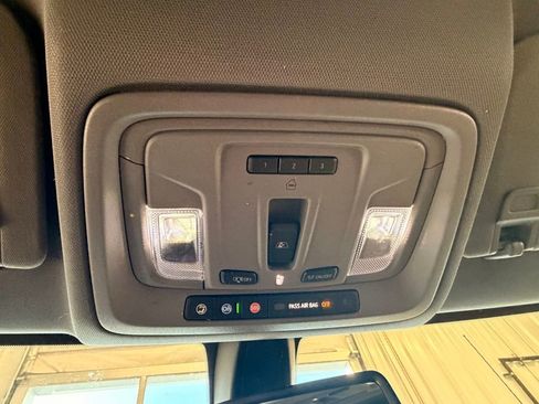 Used 2020 GMC Sierra 1500 SLT w/ SLT Premium Package image 29