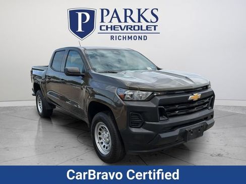 Used 2023 Chevrolet Colorado W/T RWD image 1