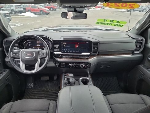 Used 2023 GMC Sierra 1500 Elevation w/ X31 Off-Road Package image 8