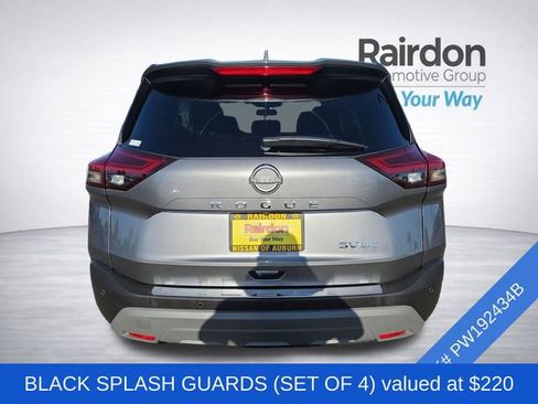 Used 2023 Nissan Rogue SV AWD/4WD image 3