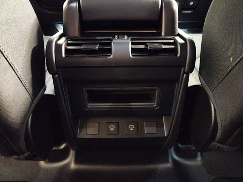 Used 2025 Land Rover Defender 110 S AWD/4WD image 31
