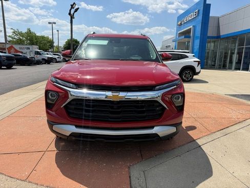 New 2026 Chevrolet TrailBlazer LT FWD image 2