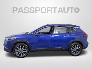 Certified 2022 Toyota Corolla Cross XLE video 2