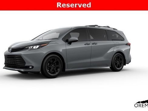 New 2026 Toyota Sienna XLE Woodland Edition image 10