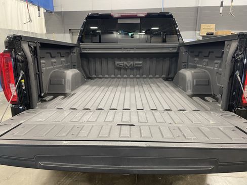 Used 2019 GMC Sierra 1500 SLT w/ SLT Premium Plus Package image 21