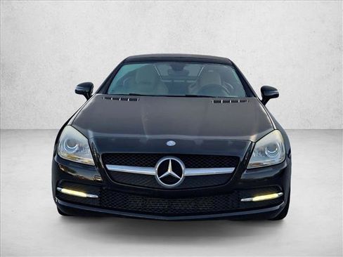 Used 2014 Mercedes-Benz SLK 250 image 2