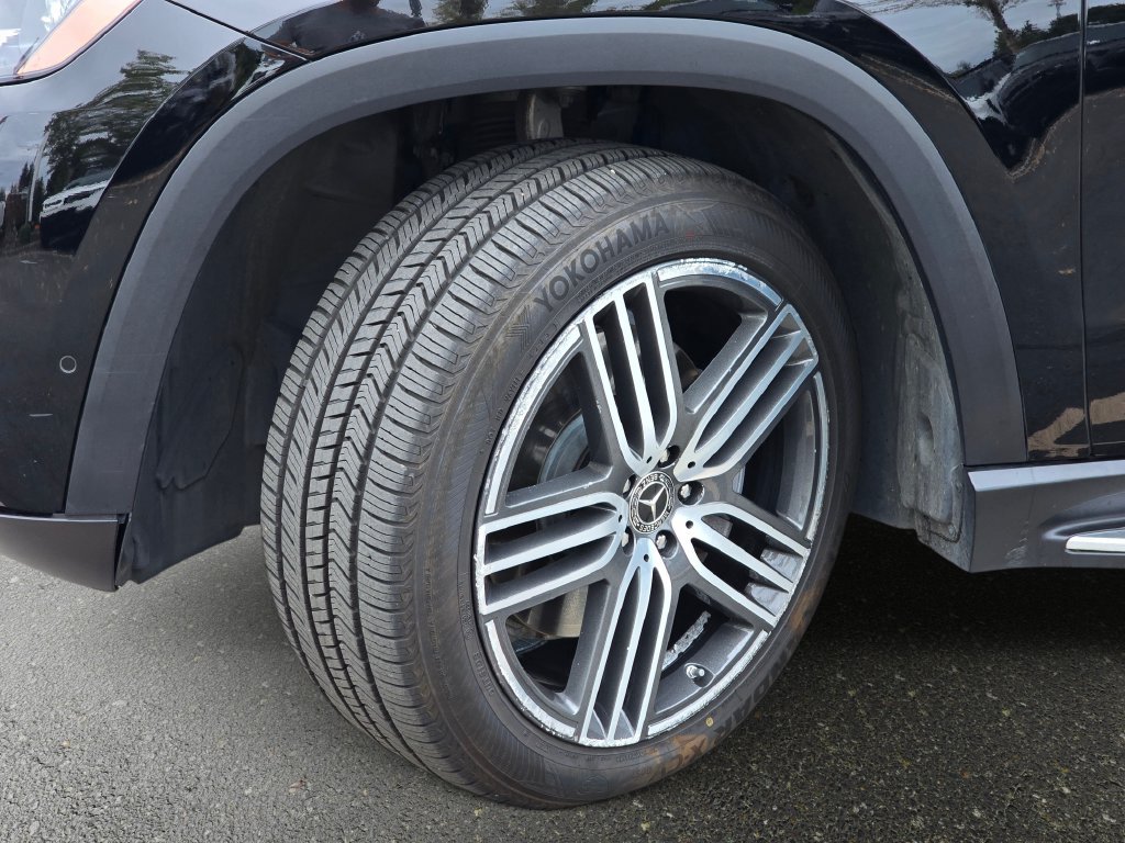 Used 2020 Mercedes-Benz GLS 450 4MATIC image 38