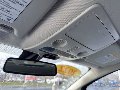 Used 2022 Ford EcoSport Titanium image 21