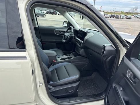Used 2025 Ford Bronco Sport Outer Banks w/ Outer Banks Tech Package+ AWD/4WD image 6