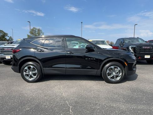 Certified 2024 Chevrolet Blazer LT w/ Convenience Package FWD image 1