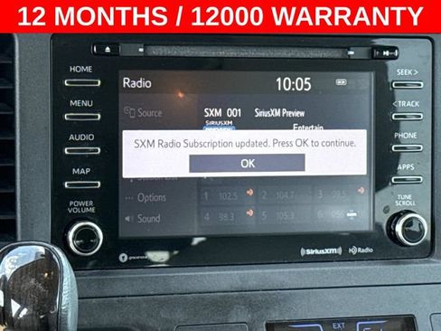 Used 2019 Toyota Sienna XLE FWD image 17
